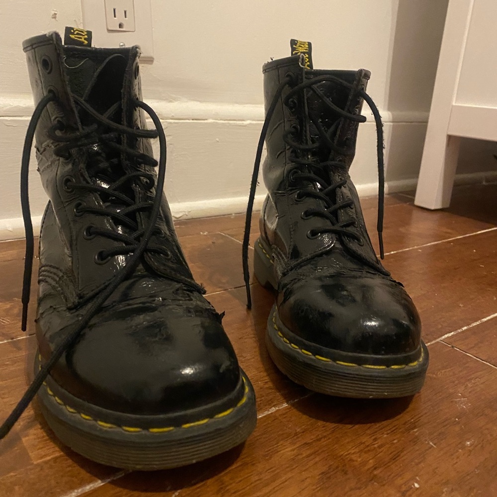 Doc Martins - Picture 4 of 4